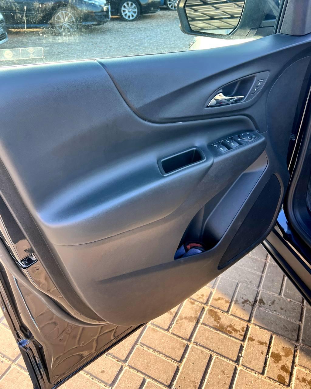 Chevrolet Equinox III · Рестайлинг , 2022 г., автомат, бензин - фото 9