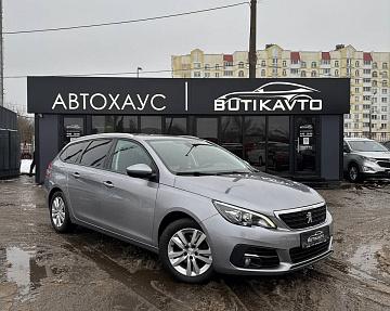 Peugeot 308 T9 · Рестайлинг