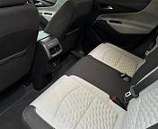 Chevrolet Equinox III · Рестайлинг , 2022 г., автомат, бензин - фото 11