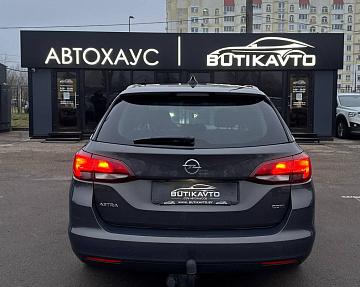 Opel Astra K - фото 5