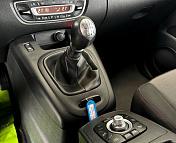 Renault Scenic III · 2-й рестайлинг , 2012 г., механика, дизель  - фото 12