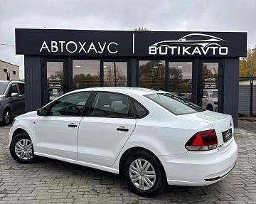 Volkswagen Polo Sedan I · Рестайлинг - фото 4