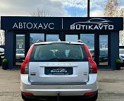 Volvo V50 I · Рестайлинг , 2010 г., механика, дизель - фото 6