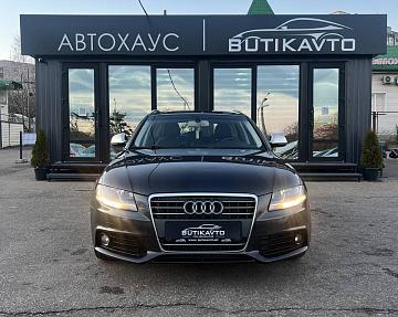 Audi A4 B8 - фото 2