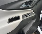 Chevrolet Equinox III · Рестайлинг , 2022 г., автомат, бензин - фото 11