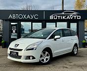 Peugeot 5008 I , 2011 г., механика, дизель  - фото 3