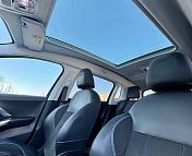 Peugeot 2008 I · Рестайлинг , 2017 г., механика, бензин - фото 19