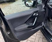 Peugeot 208 I · Рестайлинг , 2018 г., механика, дизель - фото 9