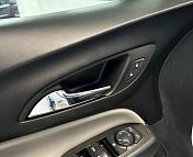 Chevrolet Equinox III · Рестайлинг , 2021 г., автомат, бензин - фото 11