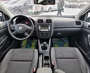 Volkswagen Golf V , 2005 г., механика, дизель - фото 9
