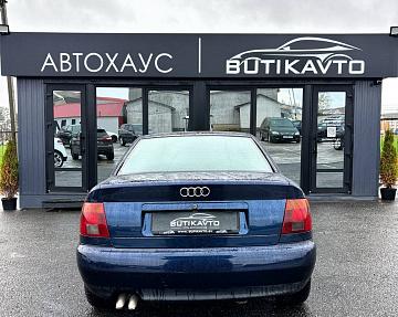 Audi A4 B5  - фото 5