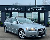 Volvo V50 I · 2-й рестайлинг , 2012 г., механика, дизель