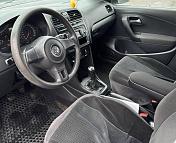 Volkswagen Polo V , 2009 г., механика, бензин  - фото 10