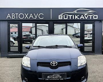 Toyota Auris I (E150) - фото 2