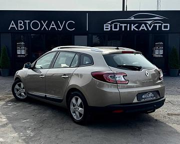 Renault Megane III - фото 4