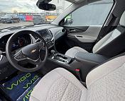 Chevrolet Equinox III · Рестайлинг , 2022 г., автомат, бензин - фото 8