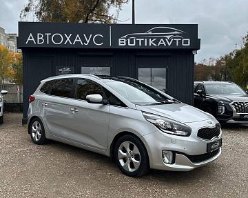 Kia Carens III