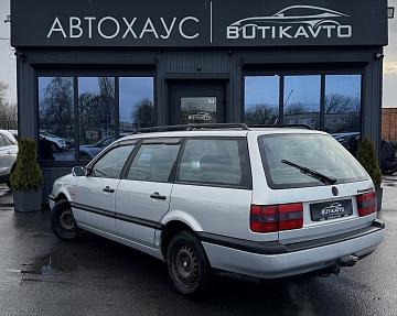 Volkswagen Passat B4 - фото 5