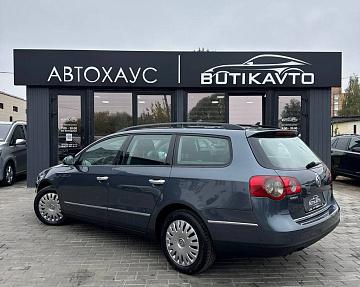 Volkswagen Passat B6 - фото 4