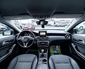 Mercedes-Benz A-Класс W176 , 2013 г., механика, дизель - фото 9