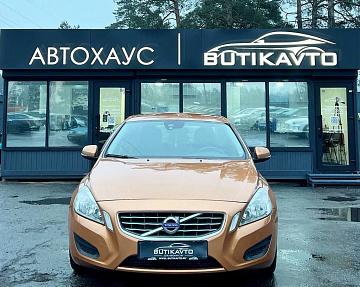 Volvo S60 II - фото 2