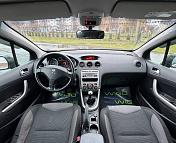 Peugeot 308 T7 · Рестайлинг , 2011 г., механика, дизель - фото 9