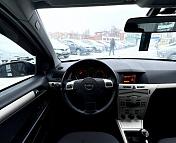 Opel Astra H · Рестайлинг , 2008 г., механика, бензин - фото 13