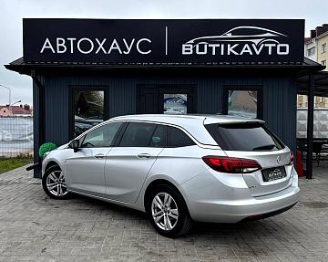Opel Astra K - фото 5