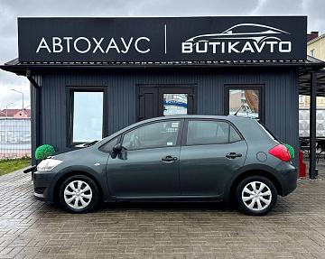 Toyota Auris I (E150) - фото 4