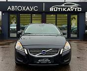 Volvo V60 I , 2011 г., механика, дизель - фото 2