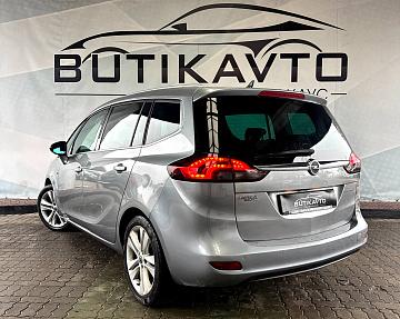 Opel Zafira C - фото 5