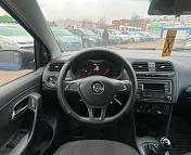 Volkswagen Polo Sedan I · Рестайлинг , 2020 г., механика, бензин - фото 13