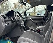 Volkswagen Touran I · 2-й рестайлинг , 2014 г., робот, дизель - фото 7