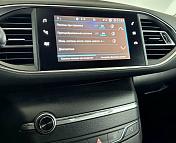 Peugeot 308 T9 · Рестайлинг , 2019 г., механика, дизель - фото 12