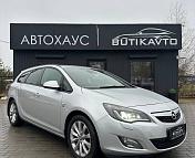 Opel Astra J · Рестайлинг , 2012 г., механика, дизель