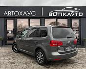Volkswagen Touran I · 2-й рестайлинг , 2011 г., механика, дизель - фото 4