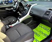 Toyota Auris I (E150) · Рестайлинг , 2010 г., механика, дизель - фото 11