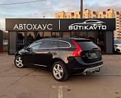 Volvo V60 I · Рестайлинг , 2011 г., механика, дизель - фото 6
