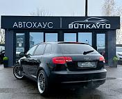 Audi A3 8P 8PA · 2-й рестайлинг , 2010 г., механика, дизель - фото 5