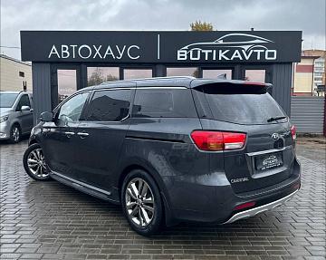Kia Carnival III - фото 4
