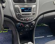 Hyundai Solaris I · Рестайлинг , 2015 г., механика, бензин - фото 6