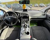 Peugeot 3008 I · Рестайлинг , 2016 г., механика, дизель - фото 9