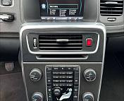 Volvo V60 I , 2011 г., механика, дизель - фото 15