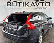 Volvo V60 I · Рестайлинг , 2015 г., механика, дизель - фото 7