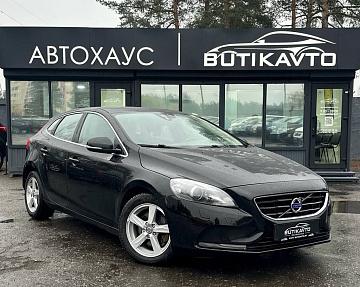 Volvo V40 II