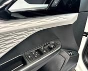 Volkswagen Taos I , 2022 г., автомат, бензин - фото 9