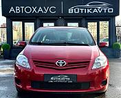 Toyota Auris I (E150) · Рестайлинг , 2010 г., механика, дизель - фото 2