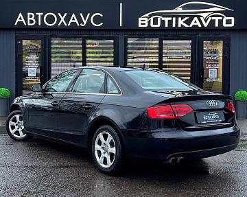 Audi A4 B8 - фото 4