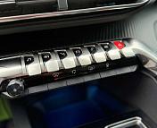 Peugeot 3008 II · Рестайлинг , 2021 г., автомат, бензин - фото 18