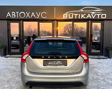 Volvo V60 I - фото 5